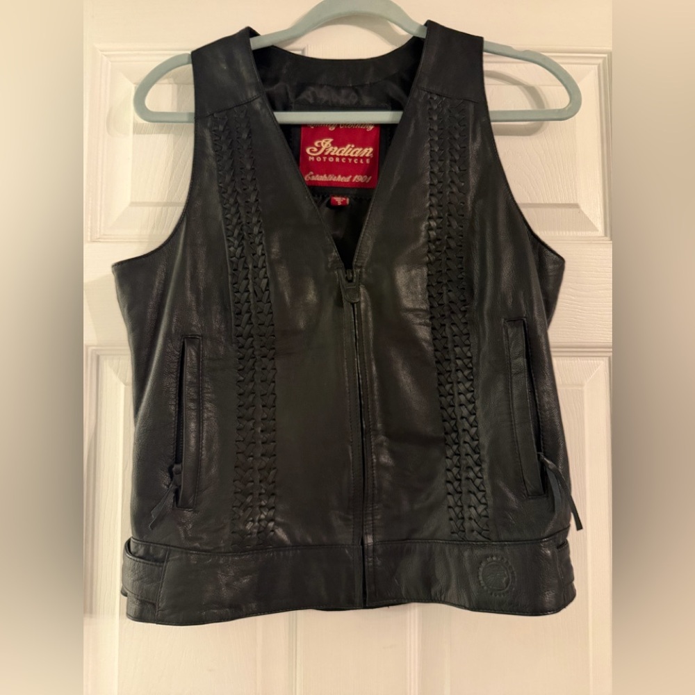 Indian Motorcycle Women's Black Leather Braid-Detail Vest